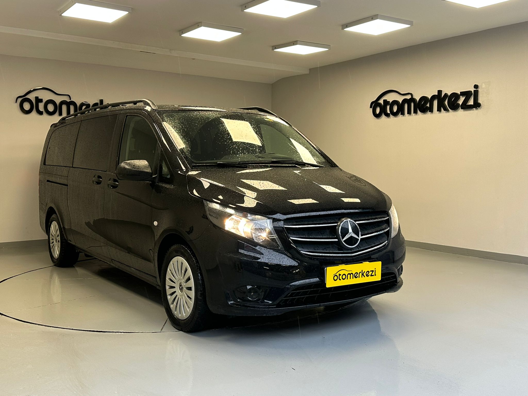 MERCEDES VITO 5